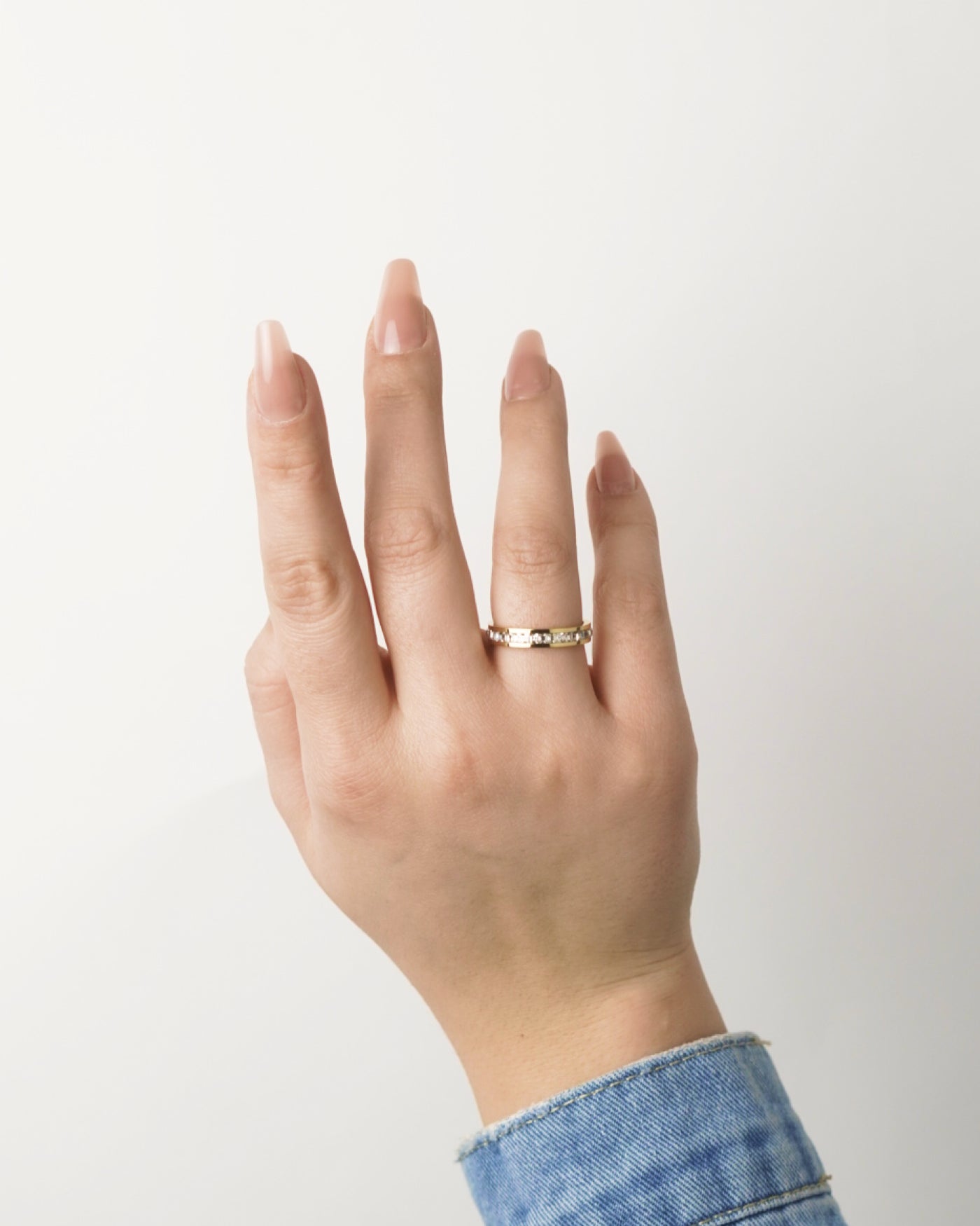 Lucienne Ring